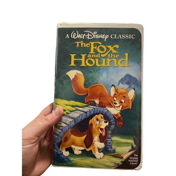 The Fox and the Hound VHS a Walt Disney Classic, good condition, Black Diamond, - Picture 1 of 4